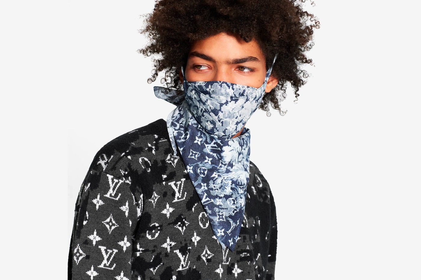 Louis Vuitton Chain Link Silk Scarf Face Mask – Ladybag International
