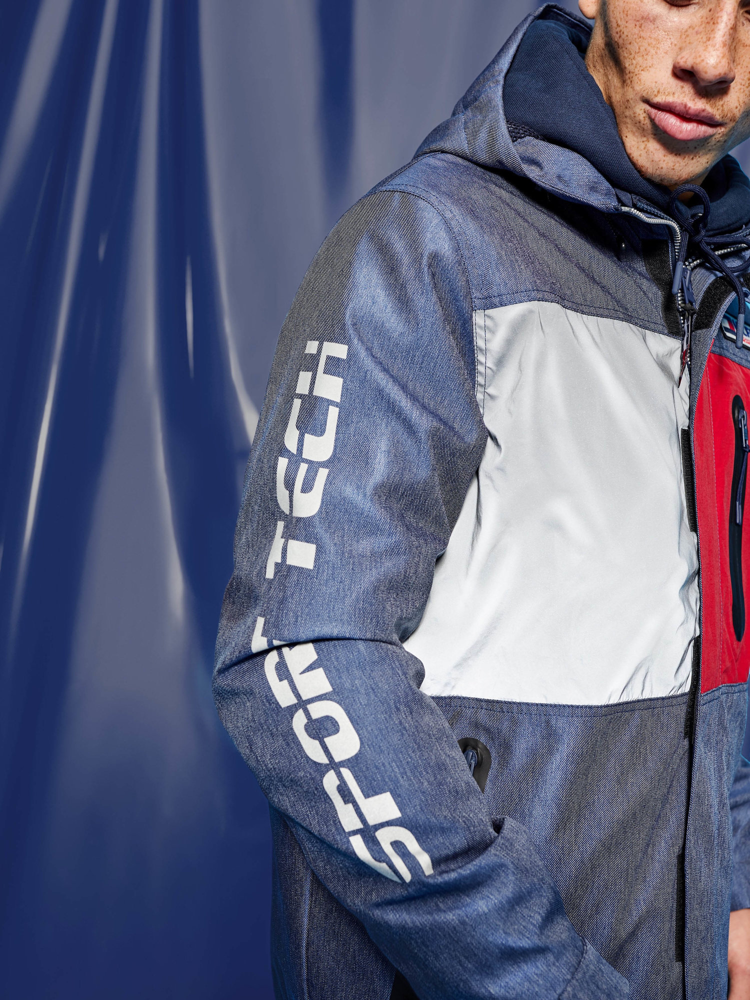 Hilfiger introduces new Tommy Jeans Sport Tech Denim Capsule | Esquire Middle