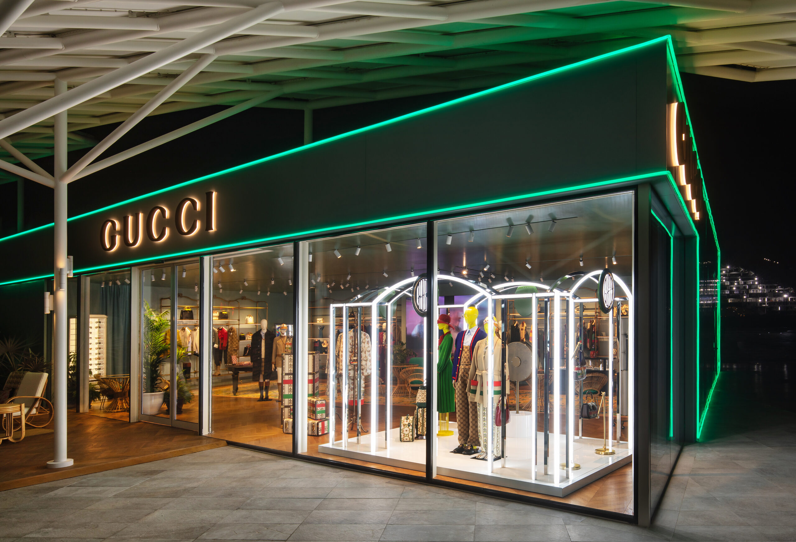Gucci opens pop up store at the Burj Al Arab | Esquire East