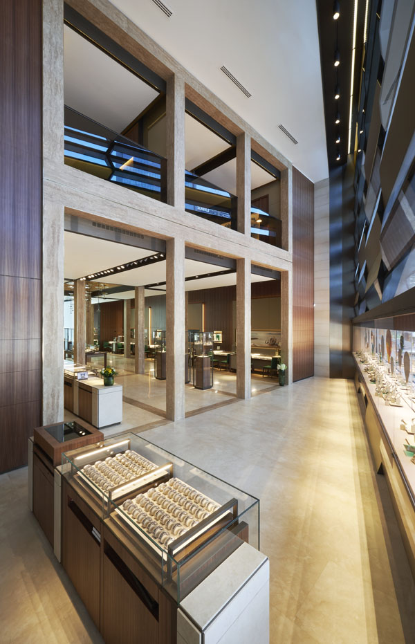 biggest Rolex store in Dubai 