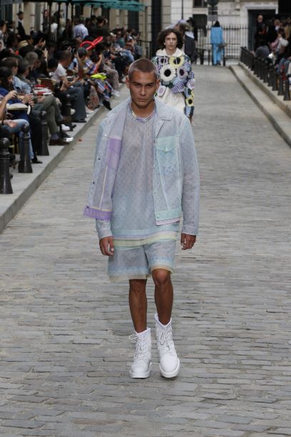 Footballer Hector Bellerin just walked at Louis Vuitton's Paris show  Menswear