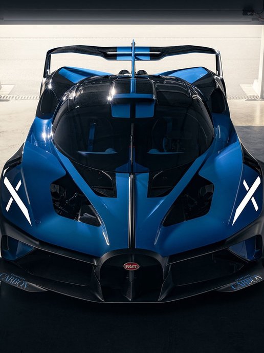 Bugatti just built its Bolide 1,825-horsespower hypercar - Esquire ...