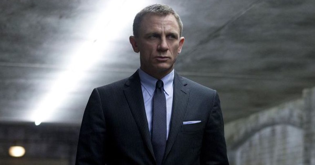3 out of 4 James Bond fans DON'T want a female James Bond - Esquire ...