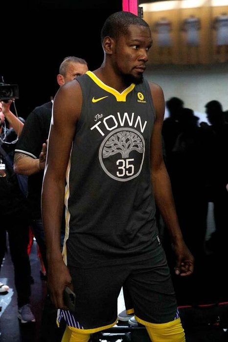 Nike and NBA just introduced a smart jersey
