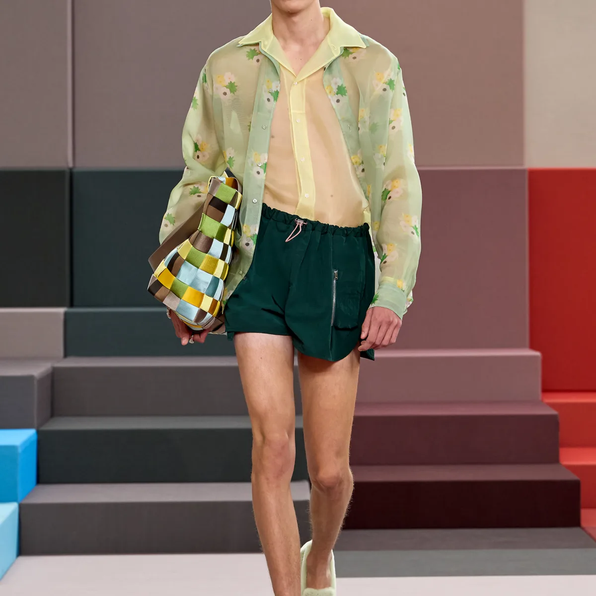 FENDI SS26: Primacy of colours