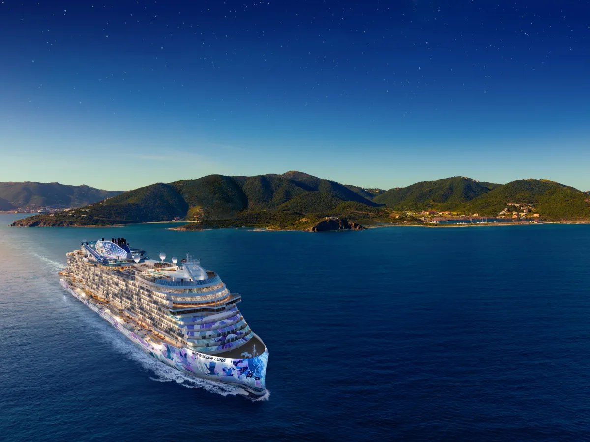 Luxurious design, fine dining and a heavenly spa await with Norwegian Cruise Line